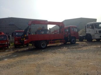 图 随车吊厂家直销 北京专用车采购新选择